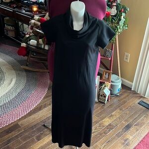 Diane‎ Von Furstenberg Black Classic & Trendy  Turtle Neck Knee- Length Dress